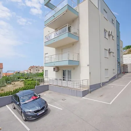 Apartment Tatiana Penthouse Podstrana