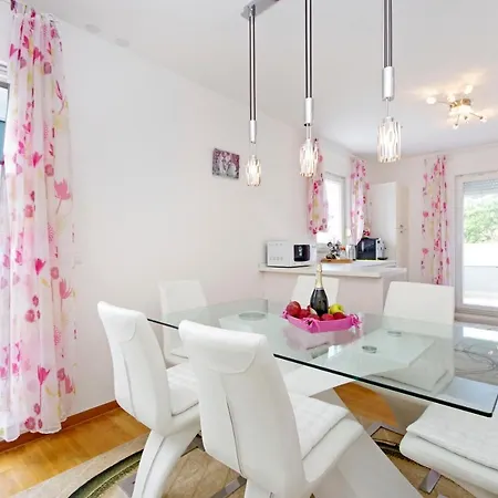 Tatiana Penthouse Podstrana